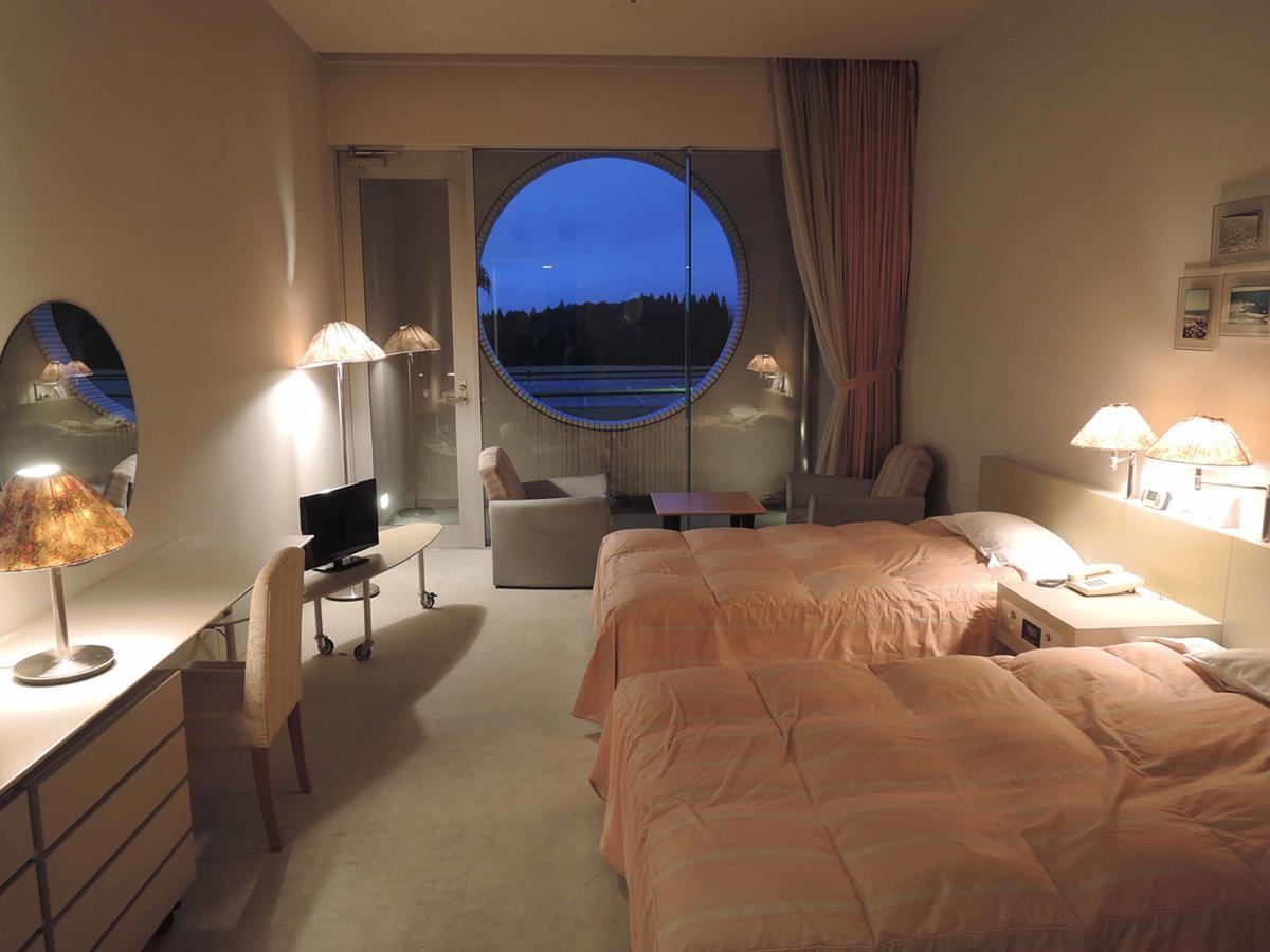 Miyazaki Kokusai Kuko Country Club Lodge Exteriör bild