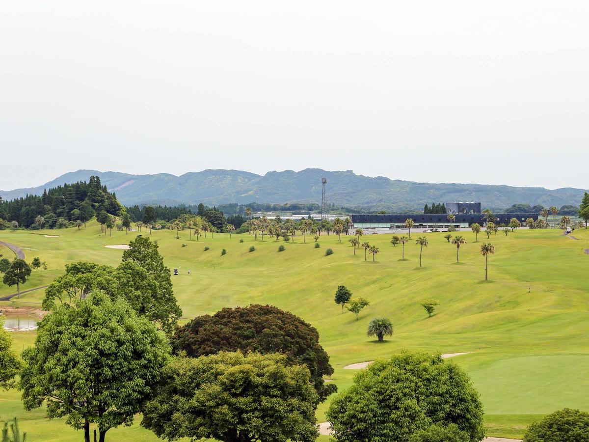 Miyazaki Kokusai Kuko Country Club Lodge Exteriör bild