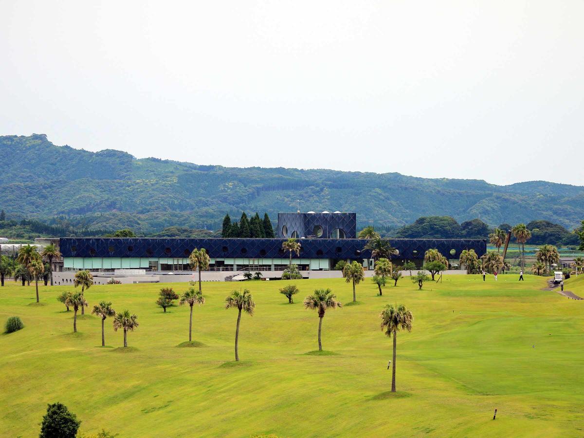 Miyazaki Kokusai Kuko Country Club Lodge Exteriör bild
